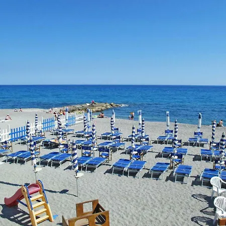 Locazione Turistica Casa Giulia Apartament